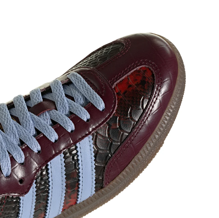 Burgundy Croc-Texture Low-Top Sneakers with Light Blue Stripes